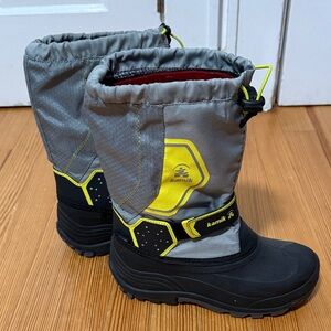 Kamik waterproof boots!